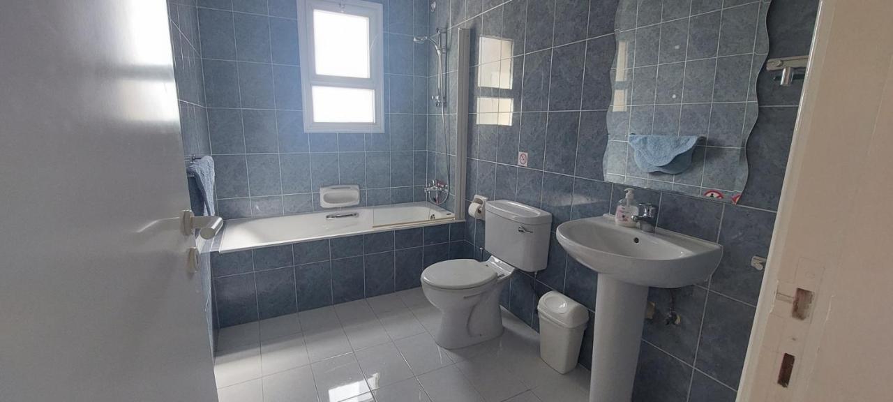 Spacious 2 Bedroom Apartment Péjia Kültér fotó