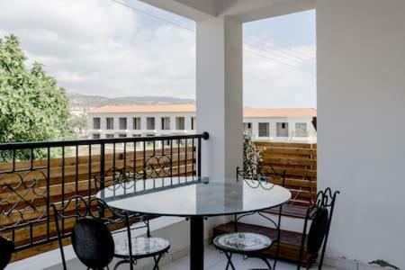 Spacious 2 Bedroom Apartment Péjia Kültér fotó